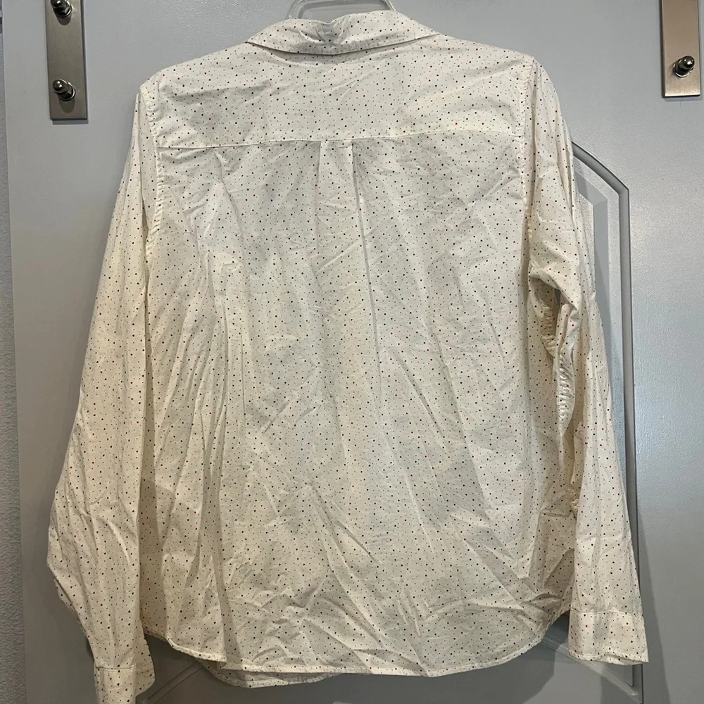 Levi's Cream mini heart graphic Button Down Shirt. GUC! - Picture 5 of 7